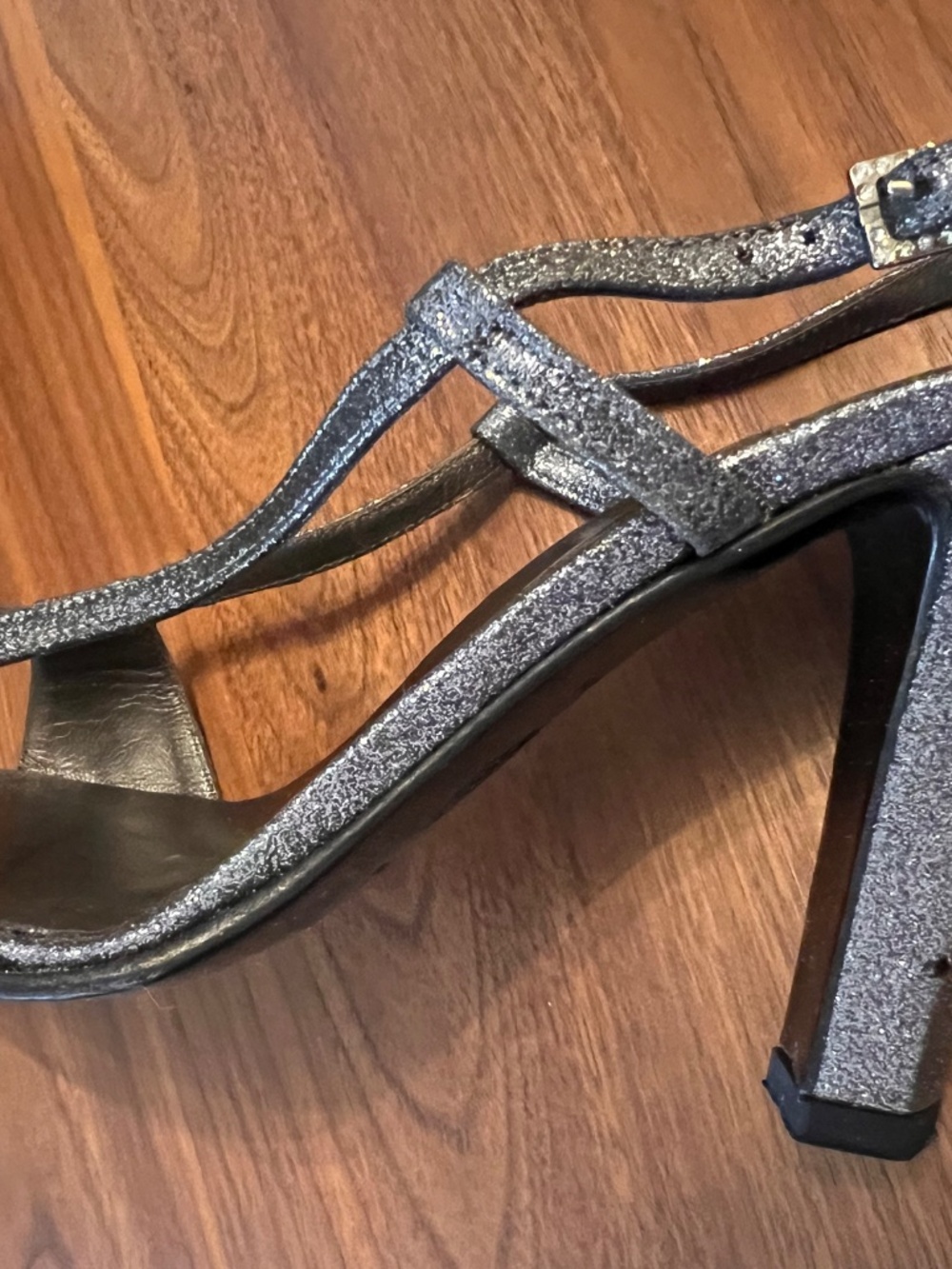 Versace Metallic Sandals, size 37.5 - Picture 5 of 8